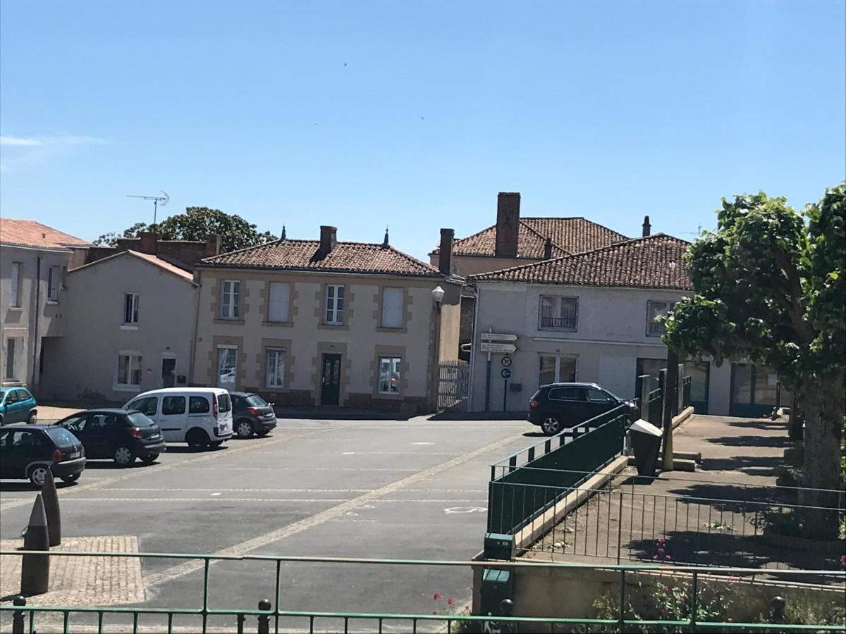 Place Au Repos Mouilleron-en-Pareds Екстер'єр фото